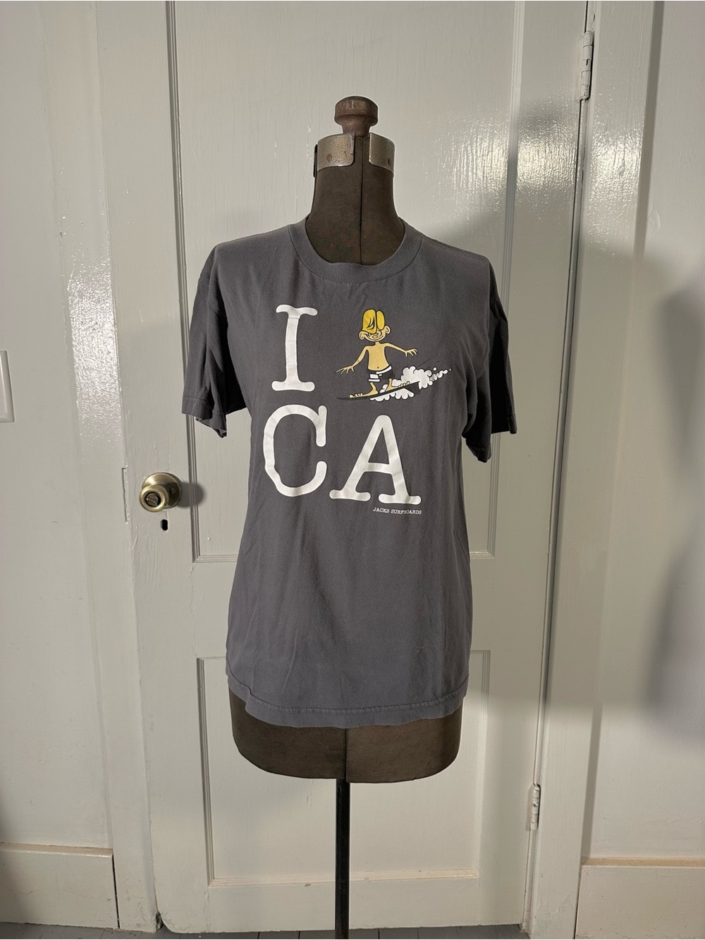 Jacks surfboards 'I 🏄 CA' Graphic Tee - Charcoal souvenir Short Sleeve large men